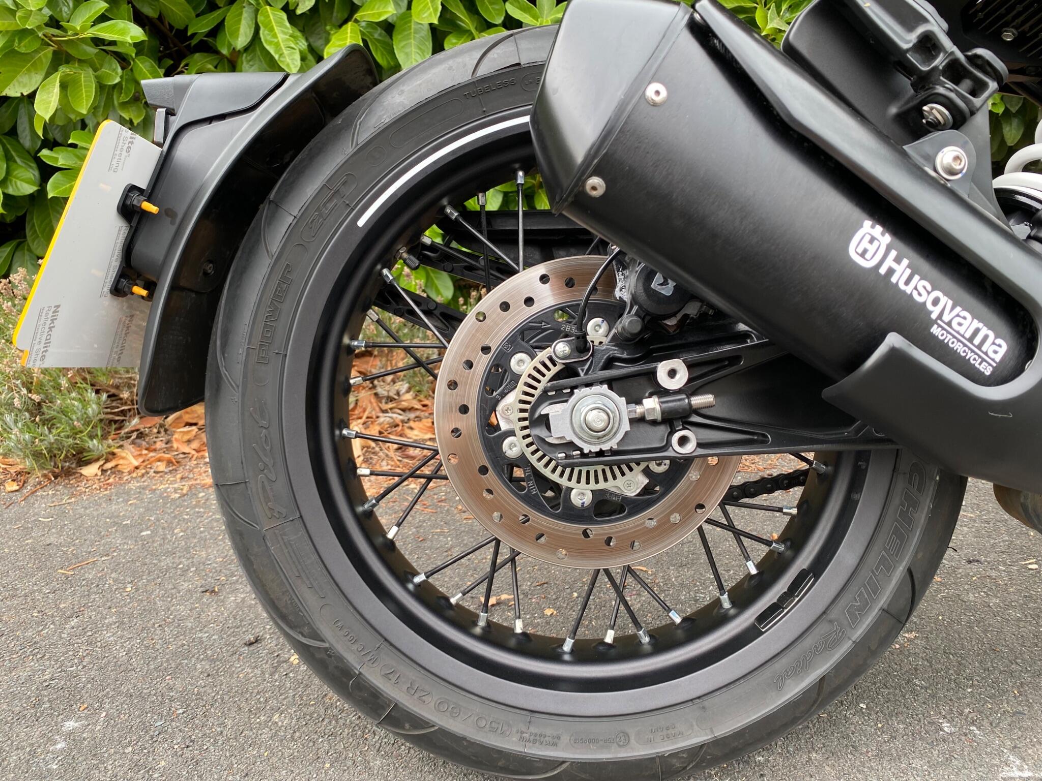 2022 72 Reg Husqvarna Svartpilen 401